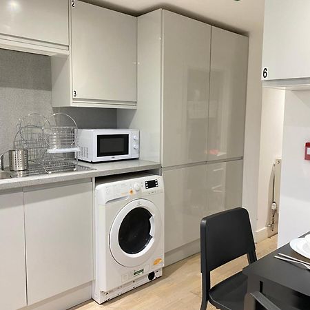 Cozy En-Suite Near Stratford Londres Exterior foto