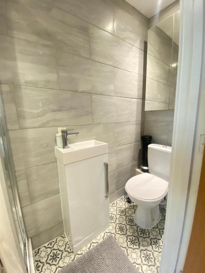 Cozy En-Suite Near Stratford Londres Exterior foto