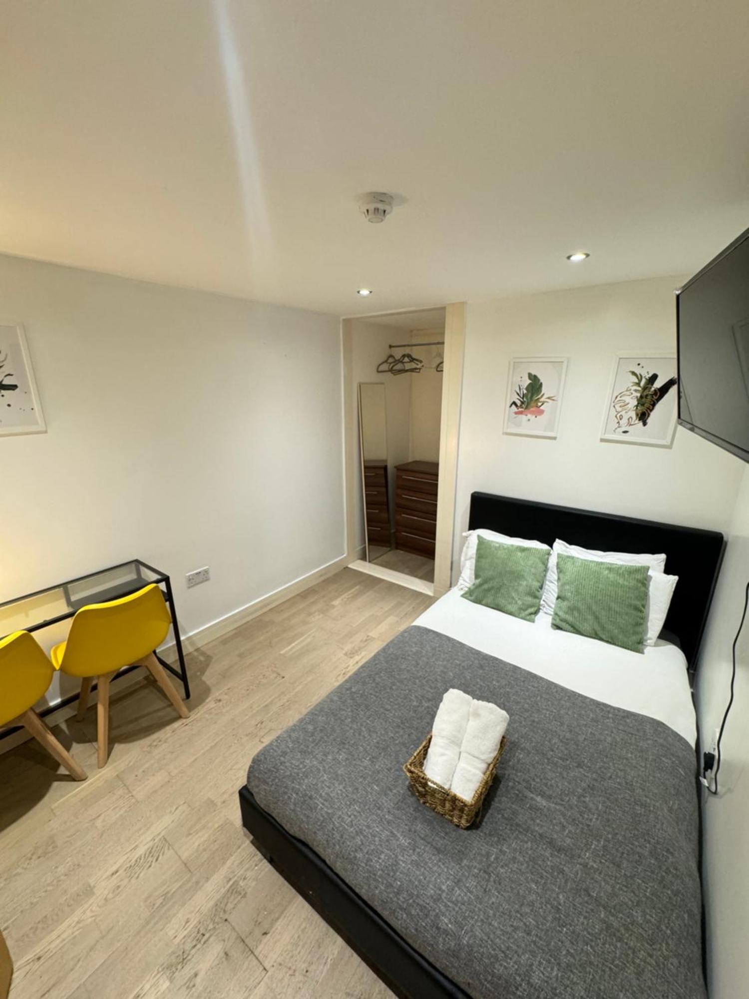 Cozy En-Suite Near Stratford Londres Exterior foto