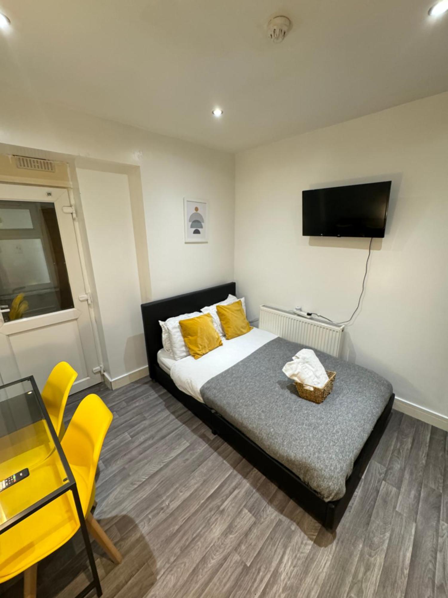 Cozy En-Suite Near Stratford Londres Exterior foto